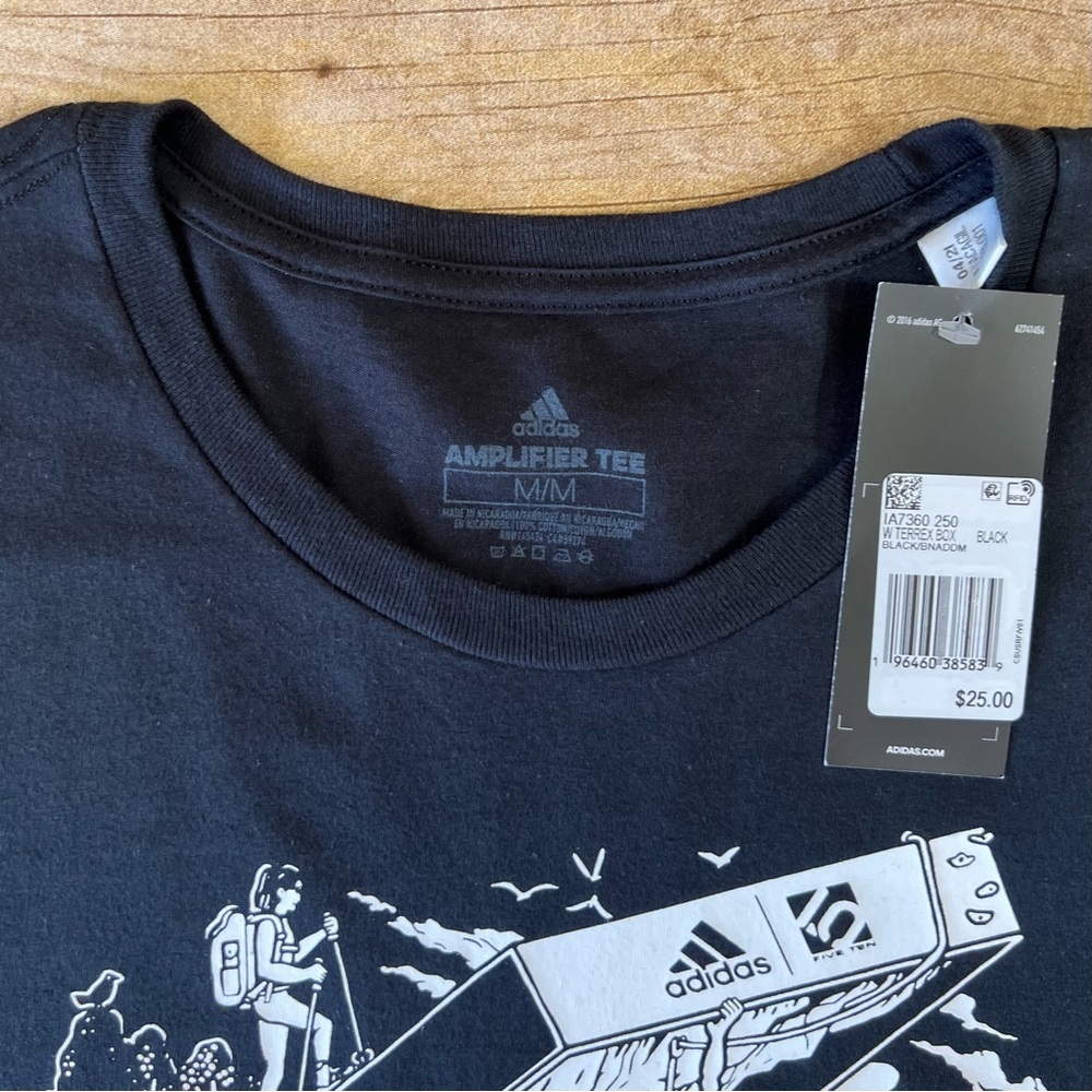 Adidas Terrex Amplifier Tee Womens Medium Black Graphic T-Shirt IA7360 NEW - Picture 7 of 9